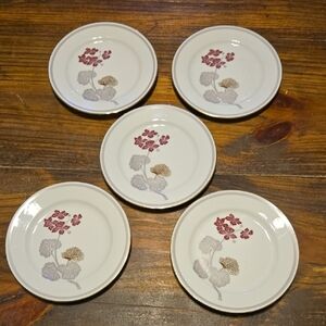 Noritake Geranium Floral Patterned Plates Set of 5